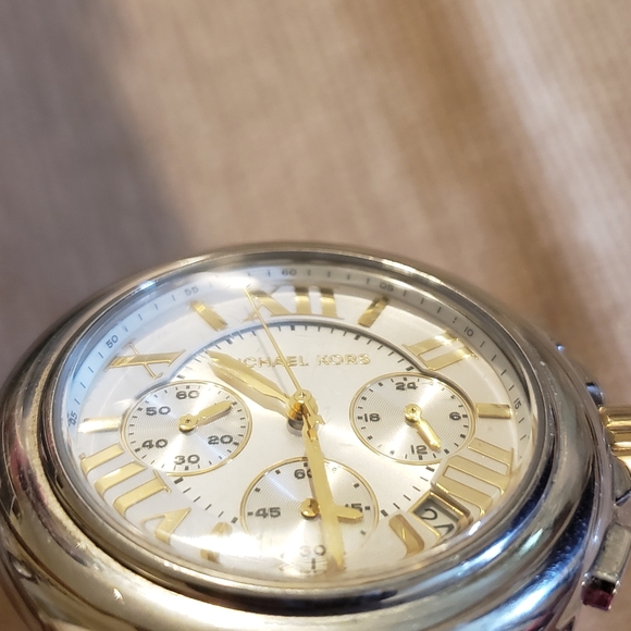 Michael Kors Camille Chronograph Watch - Picture 6 of 13